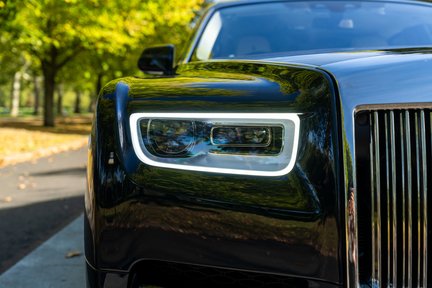 Rolls-Royce Phantom 8 7