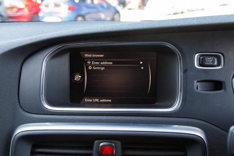 Volvo V40 T2 R-DESIGN NAV PLUS 27