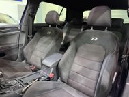 Volkswagen Golf 2.0 TSI R Hatchback 5dr Petrol DSG 4Motion Euro 6 (s/s) (300 ps) 25