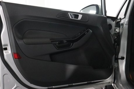 Ford Fiesta ZETEC 41