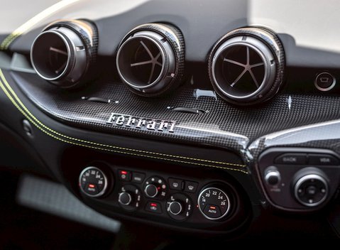 Ferrari F12 Berlinetta 16