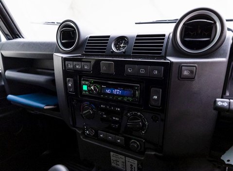 Land Rover Defender 110 XS 20