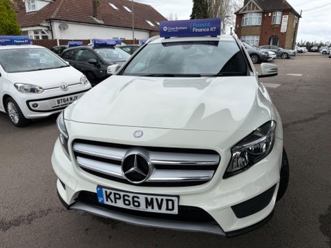 Mercedes-Benz GLA 2.1 GLA200d AMG Line Euro 6 (s/s) 5dr 3