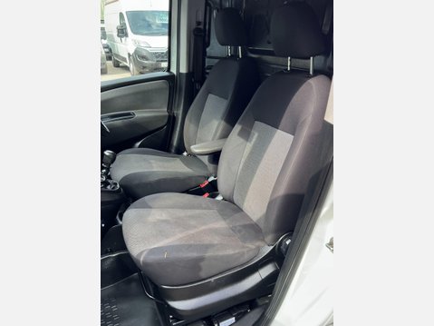 Fiat Doblo 1.6 JTD MultiJet 16v Maxi L2 H1 4dr 40