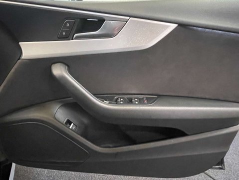 Audi A5 2.0 A5 Sportback 35 TFSI S Line Semi-Auto 5dr 10