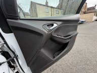 Ford Focus TITANIUM 13