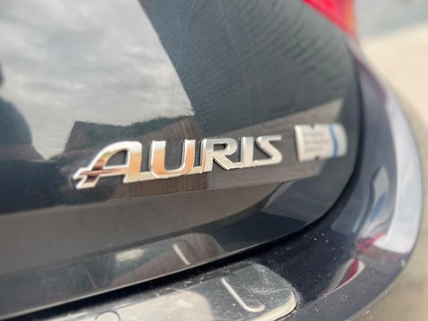 Toyota Auris 1.8 VVT-h Excel CVT Euro 5 (s/s) 5dr 44