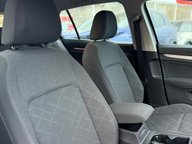Volkswagen Golf LIFE TSI 7