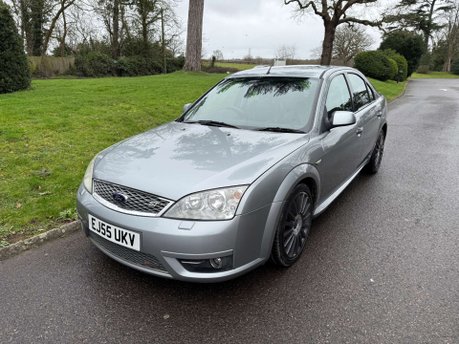 Ford Mondeo 3.0 Mondeo ST220 5dr