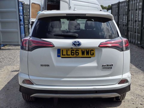 2016 Toyota RAV4 thumbnail 10