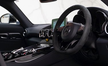 Mercedes-Benz AMG GT R GT R Premium 9