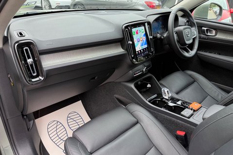 Volvo XC40 B3 ULTRA 16