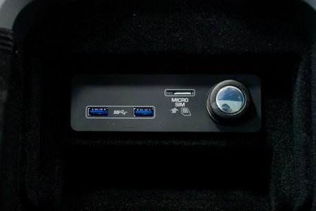 Land Rover Range Rover Sport 5.0 Range Rover Sport SVR S/C Auto 4WD 5dr 30