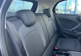 Smart Forfour PREMIUM 5 DOOR ELECTRIC AUTO 5 DOOR 29