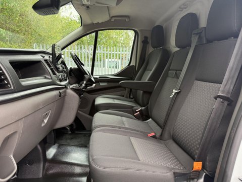 Ford Transit Custom 300 TREND P/V ECOBLUE 14