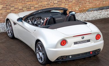 Alfa Romeo 8C Spider 11
