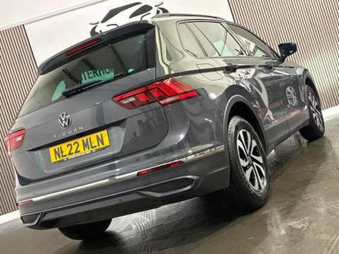 Volkswagen Tiguan 1.5 TSI Active DSG Euro 6 (s/s) 5dr 26