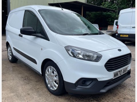 Ford Transit Courier 1.5 TDCi L1 Euro 6 5dr 4