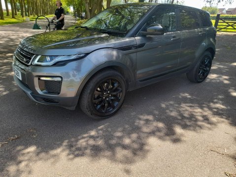 Land Rover Range Rover Evoque 2.0 TD4 SE Tech Auto 4WD Euro 6 (s/s) 5dr 13