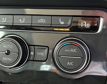 Volkswagen Tiguan 2.0 Tiguan SEL TSi 4Motion Semi-Auto 4WD 5dr 61