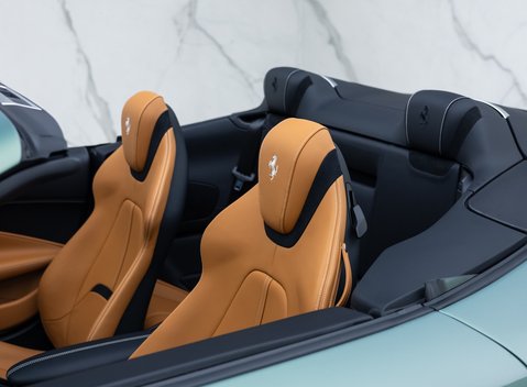 Ferrari Roma SPIDER 35