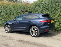 Jaguar F-Pace 2.0 D180 R-Sport SUV 5dr Diesel Auto AWD Euro 6 (s/s) (180 ps) 7