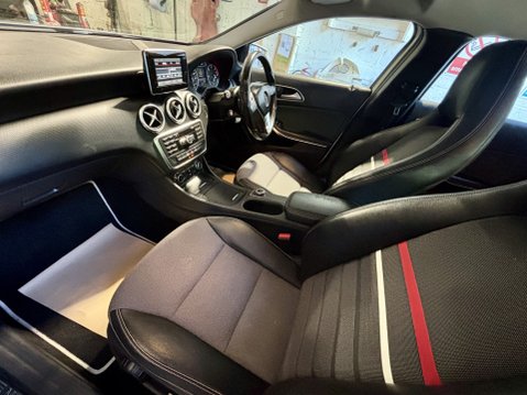 Mercedes-Benz A Class A180 CDI BLUEEFFICIENCY SE AUTOMATIC 9