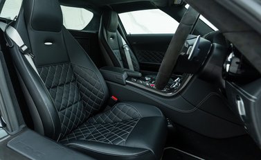 Mercedes-Benz SLS AMG GT FINAL EDITION 16