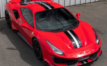 Ferrari 488 Pista 8