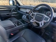 Land Rover Defender P400e XS Edition PHEV 10