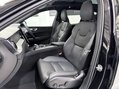 Volvo XC60 B5 ULTRA BLACK EDITION AWD 70