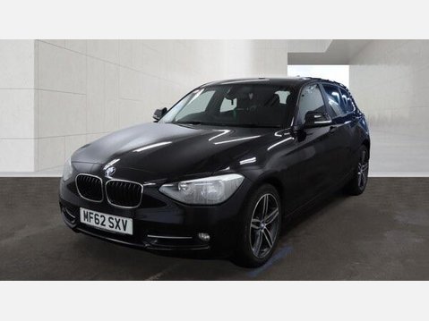 BMW 1 Series 1.6 116i Sport Euro 5 (s/s) 5dr 3