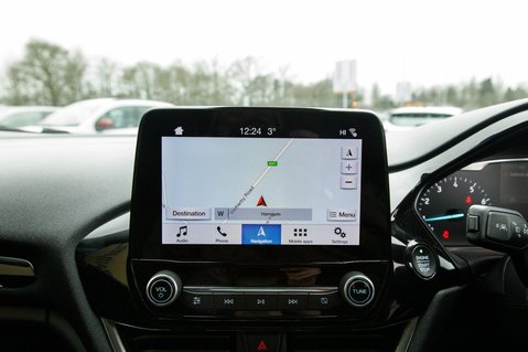 Ford Fiesta TITANIUM 24