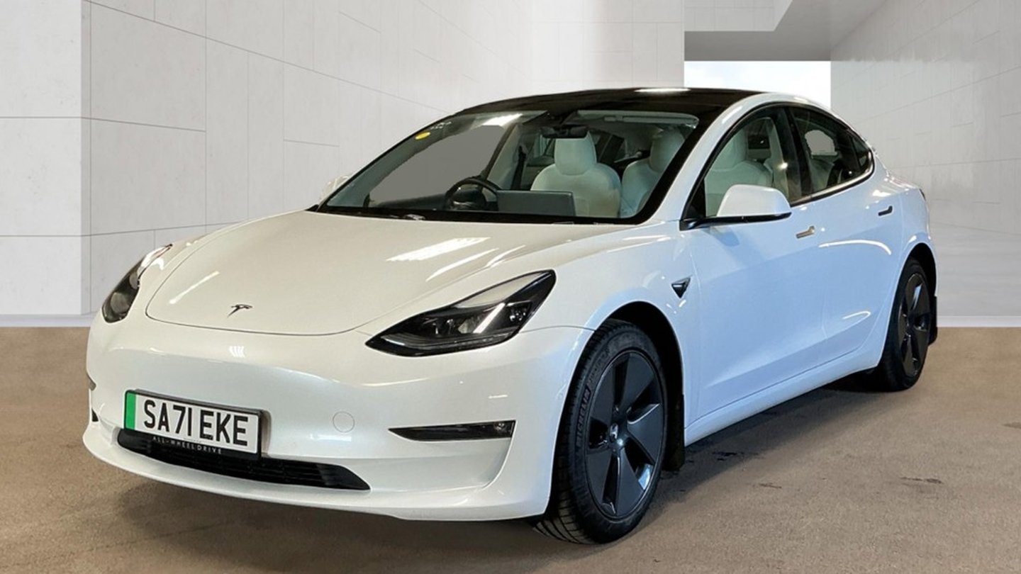 2021 TESLA MODEL 3
