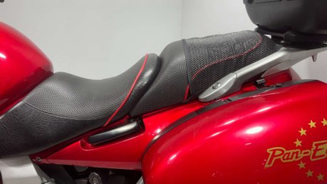 Honda ST 2004 38K FULL LUGGAGE NEW MOT SERVICED BIG CC TOURER BIKE 29