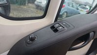 Peugeot Boxer 2.0 BlueHDi 335 Professional Panel Van 5dr Diesel Manual L2 H2 Euro 6 (130  51