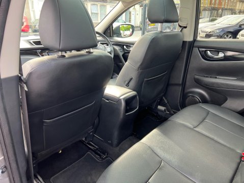 Nissan Qashqai 1.2 DIG-T Tekna 2WD Euro 6 (s/s) 5dr 28