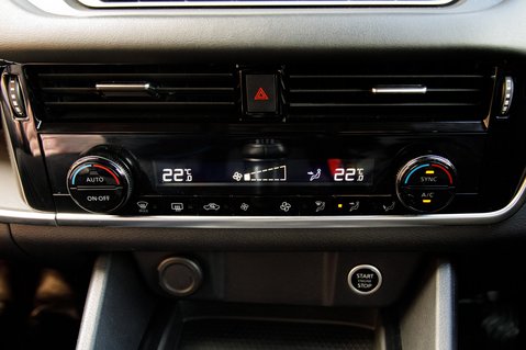 Nissan Qashqai DIG-T ACENTA PREMIUM MHEV 35