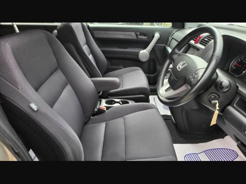 Honda CR-V I-VTEC ES 15