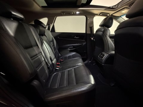 Kia Sorento CRDI KX-3 ISG 20