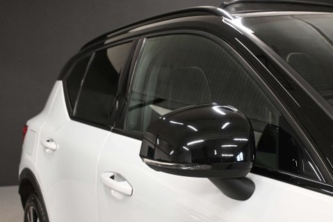 Volvo XC40 1.5 XC40 R-Design Pro T5 Recharge Auto 5dr 15