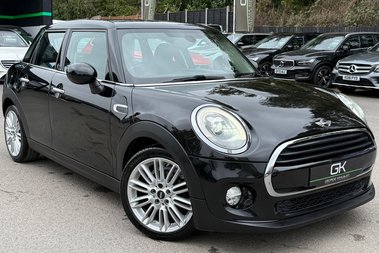 Mini Hatch COOPER D - £20 ROAD TAX - MEDIA XL -LED HEADLIGHTS -HIGH SPEC - NEW MOT
