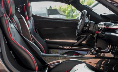 Ferrari LaFerrari 15