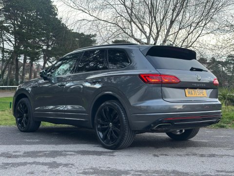 Volkswagen Touareg 3.0 TSI V6 Black Edition Tiptronic 4Motion Euro 6 (s/s) 5dr 2
