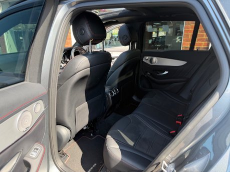 Mercedes-Benz GLC AMG GLC 43 4MATIC PREMIUM PLUS 37