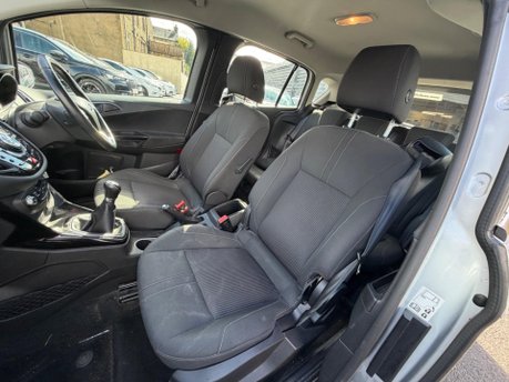 Ford B-Max TITANIUM NAVIGATOR 18