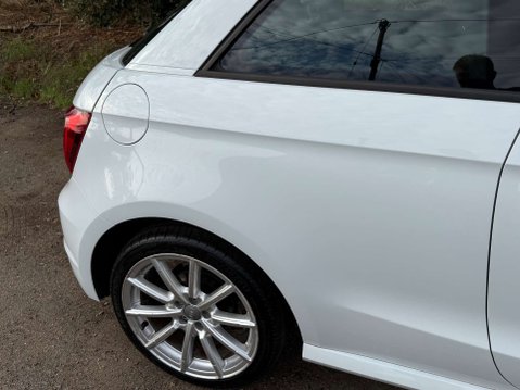 Audi A1 1.6 A1 S Line TDI 3dr 44