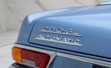 Mercedes-Benz 280 SL W113 Pagoda 36