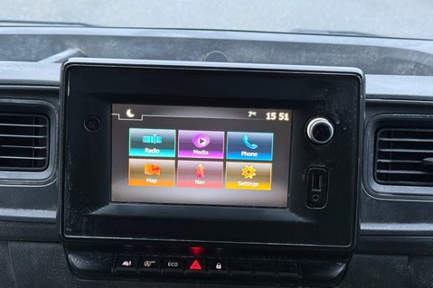 Renault Master 35 L3H3 LONG WHEEL BASE - REVERSE CAMERA - NEW MOT - FULL SERVICE HISTORY 30