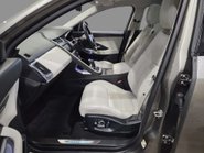 Jaguar E-Pace 2.0 E-PACE R-Dynamic HSE i AWD Auto 4WD 5dr 4